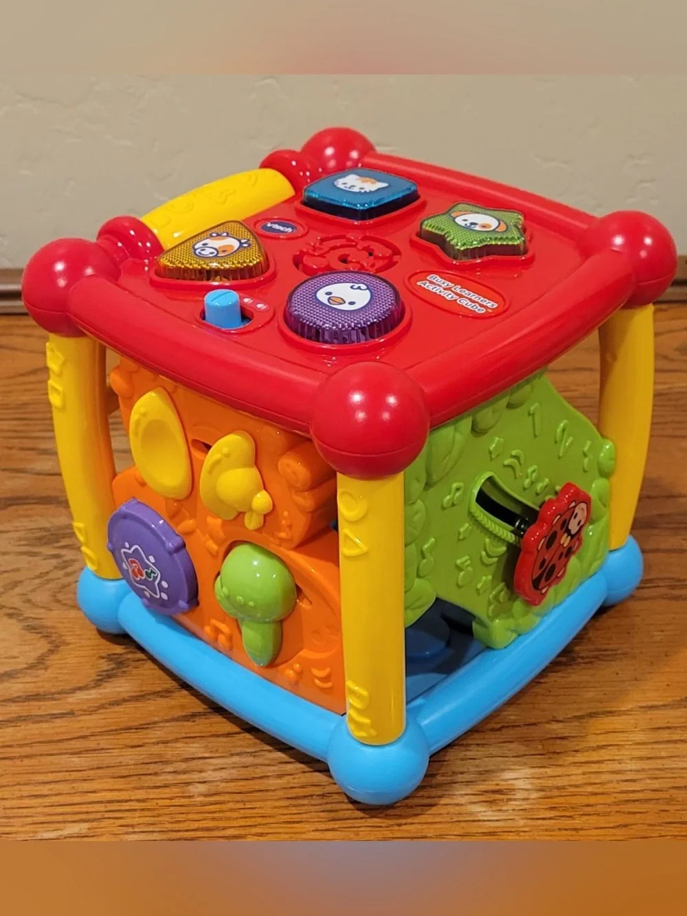 VTech Busy Learners Activity Cube – Interactive Baby/Toddler Toy